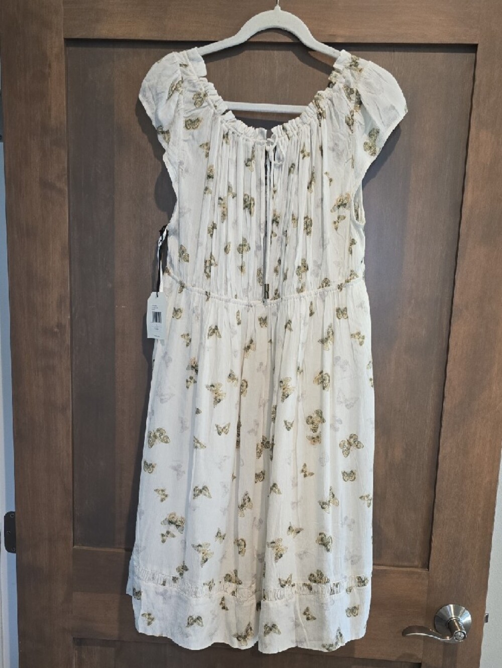 Light Buttercream Butterfly Print Summer Dress, Cleo + Wolf, NWT, Small - Picture 11 of 11
